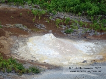 Фотографии: кальдера вулкана Узон