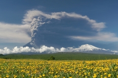 Извержение вулкана Ключевская Сопка (Klyuchevskoi Volcano)