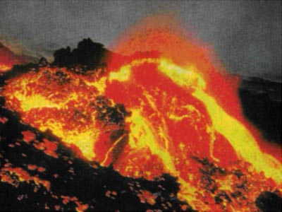 Лавовый поток (по Е. К. Мархинину Цепь Плутона, 1973)