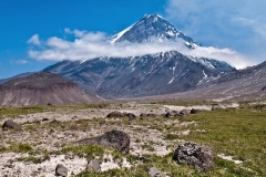 Вулкан Камень (Kamen Volcano)
