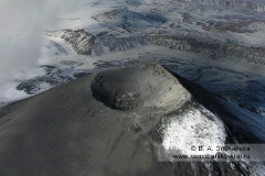 Кратер Карымского вулкана (Karymsky Volcano)