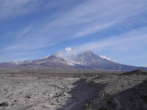 Действующий вулкан Шивелуч (Shiveluch Volcano)